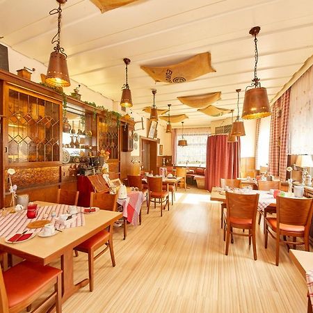 Hotel Zum Dicken Baum Mayen Exterior photo